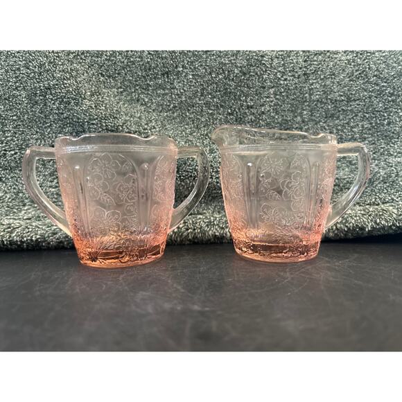 Pink Cherry Blossom Creamer and Open Sugar Jeannette Glass Vintage - Picture 1 of 8